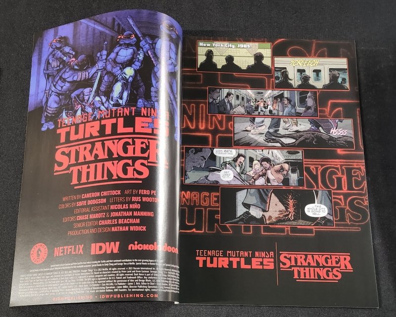 TMNT/Stranger Things 3PC #1-2 - Ivan Tao & Fero Pe Virgin Variant (9.0/9.2) 2023