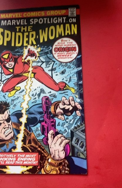 Marvel Spotlight #32 (1977)higher grade spider woman origin and first issue
