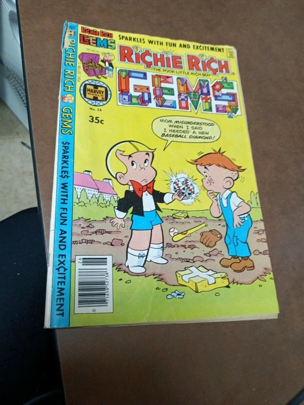 Richie Rich 5 Issue Bronze Age Harvey Comics Lot Run Set Collection