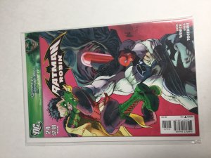 Batman and Robin #24 (2011) Near Mint     (Nm04)