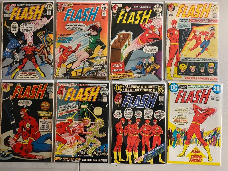 Flash lot #209-250 + Special DC 1st Series (average 5 VG/FN) 38 diff (1971-'77)