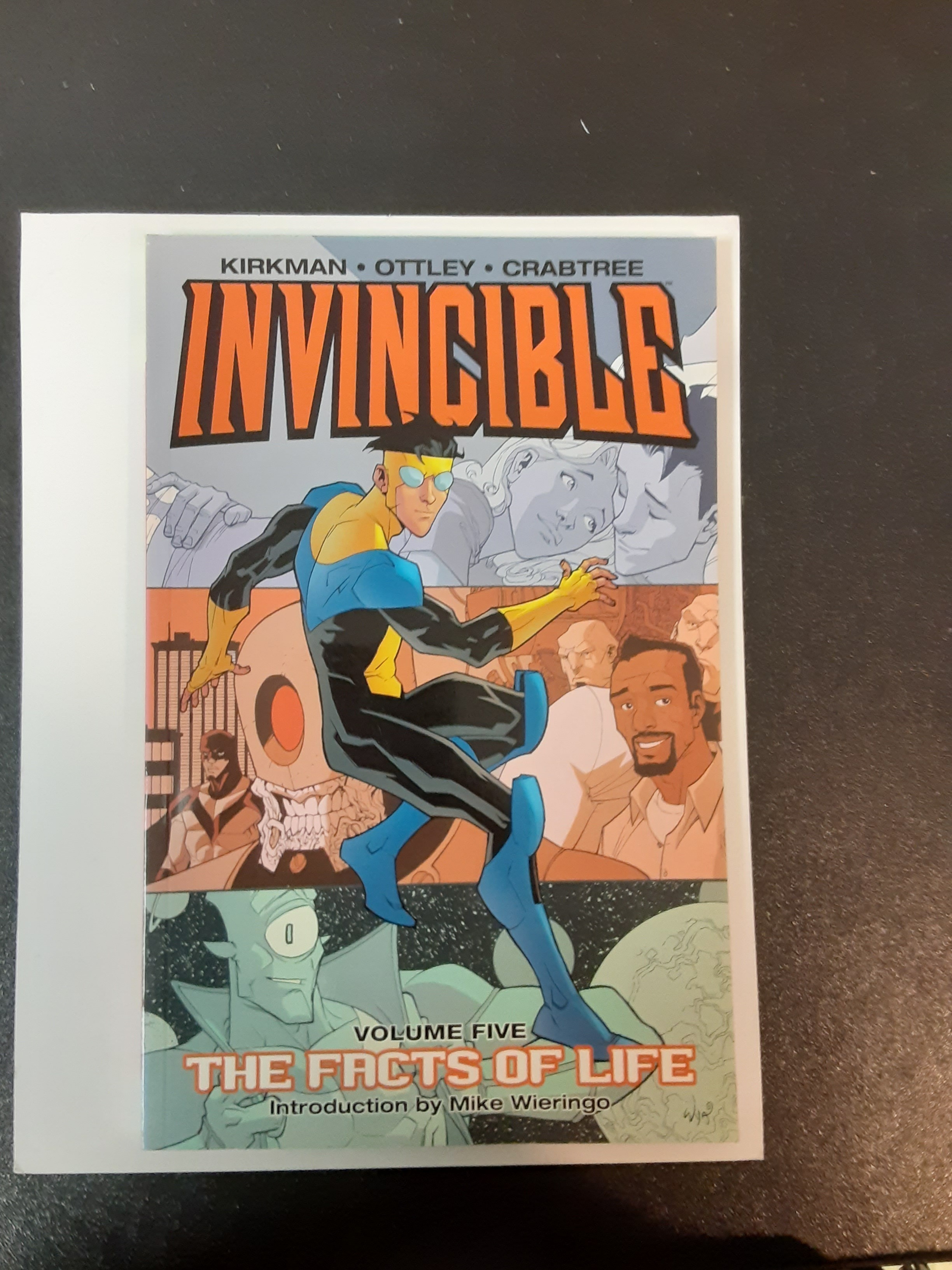 Invincible (Book 5): The Facts of Life by Kirkman, Robert