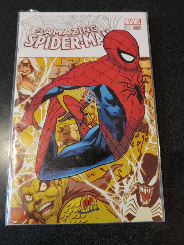 ​Amazing Spider-man Vol 4 issue # 1 Dynamic Forces Edition WITH COA