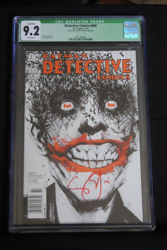 Detective Comics, 880,  CGC 9.2, Singed Scott Snyder,  very low print run,HOT!!!