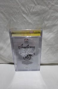 Venom #25 Signature series CGC 9.8 signed by Clayton Crain