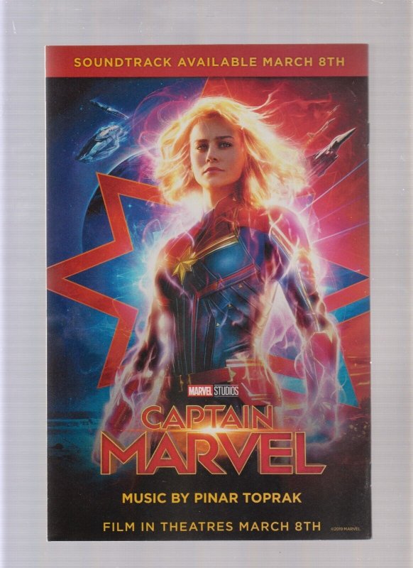 Fantastic Four #8 - SIGNED BY ESAD RIBIC! (9.0) 2019