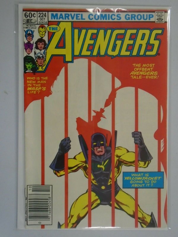 Avengers #224 Newsstand edition 5.0 VG FN (1982 1st Series)