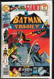 The Batman Family #7 (1976) Batgirl and Robin