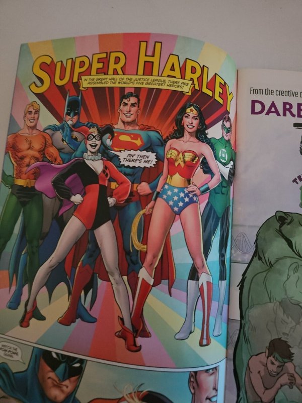 The last issue Harley Quinn 75 Frank Cho variant NM Card Stock glossy