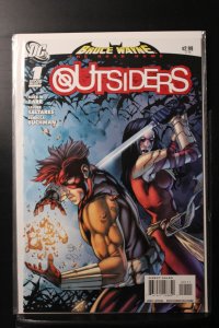 Bruce Wayne: The Road Home: Outsiders (2010)