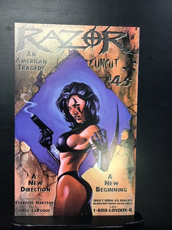 Razor Pictorial: The Lady is a Killer  (1997) nm