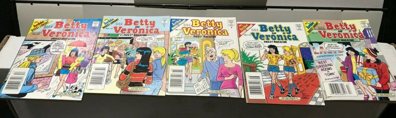 BETTY and VERONICA DIGEST MAGAZINE LOT of 5 Early-Mid 2000's FINE! #5 