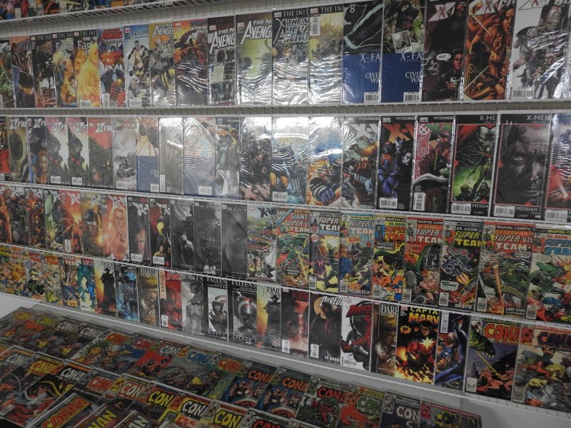 Huge Lot 150+ Comics W/ X-Men, Super-Villian Team-Up, +More! Avg FN Condition!