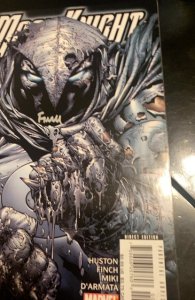 Moon Knight #6 Bloody Variant (2006)signed by David finch