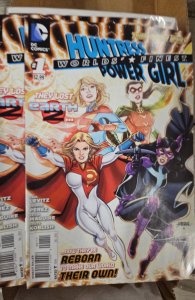 Worlds' Finest #1 (2012)