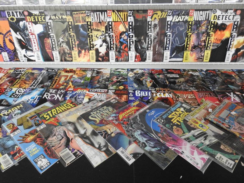 Huge Lot 180+ Comics W/Batman, Spider-Man, Avengers+ Avg VF Condition!!