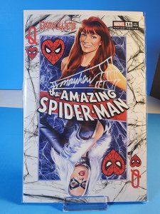 AMAZING SPIDER-MAN #16 SIGNED THWIP Mike Mayhew Variant