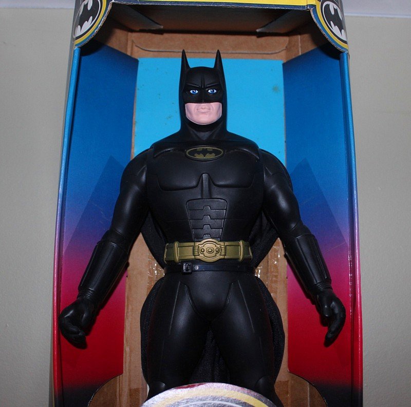 Batman Returns  15  Figure  Kenner Toys 1991