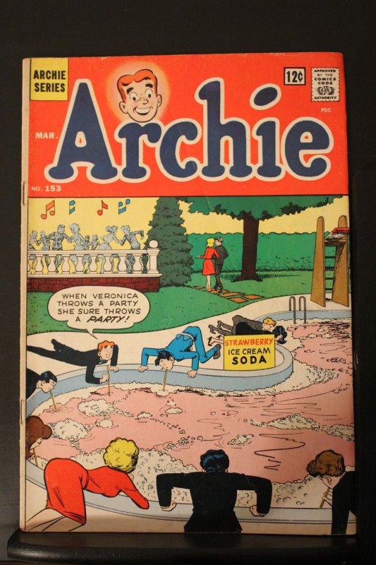 Archie #153 (1965) High-Grade NM- Strawberry Shake Swimming Pool Wythville CERT!