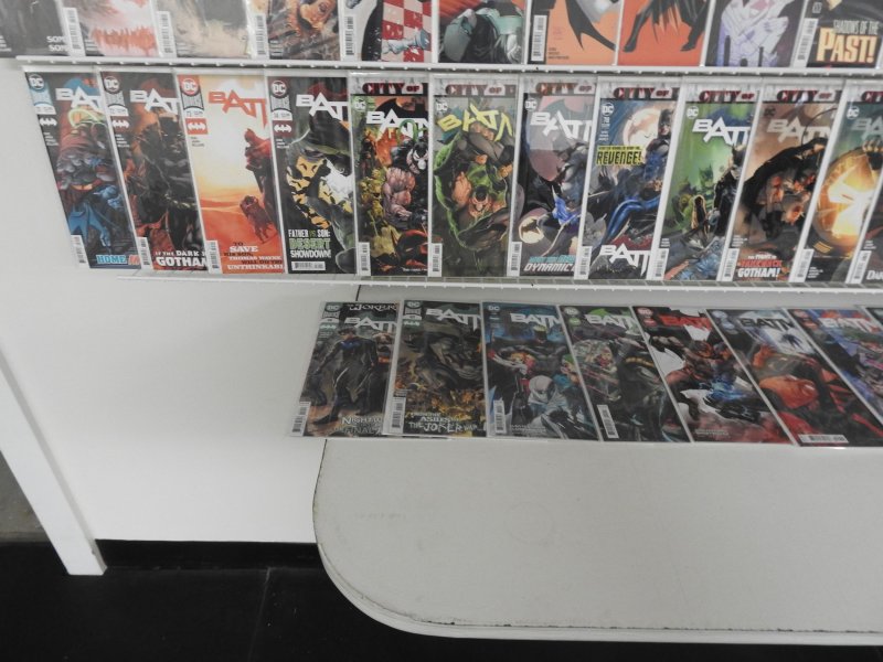 Huge Lot 130+ All Batman Comics!!! Avg VF+ Condition!