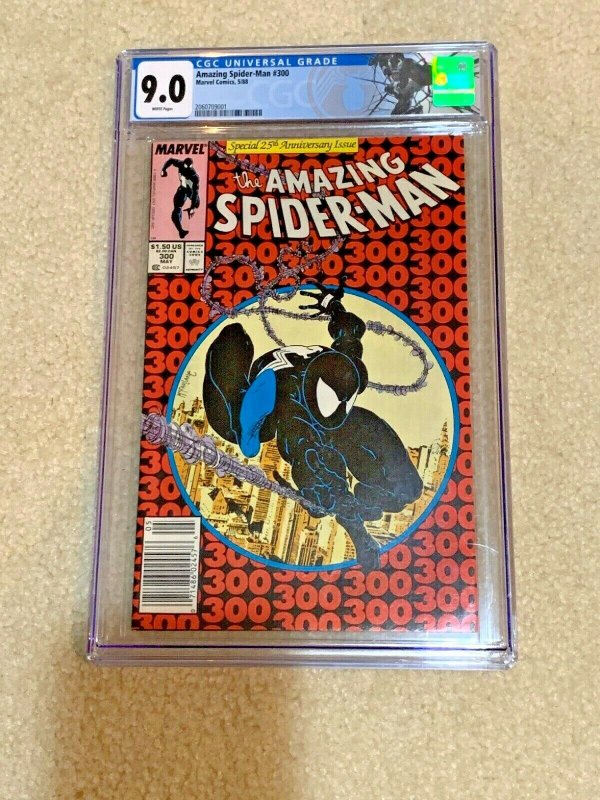 Estate sale lot venom comic SpiderMan 300 CGC Newstand Edition, ASM 252 #8 +more