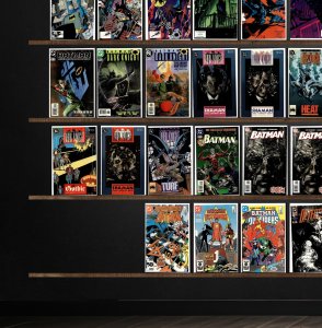 Huge Lot 150+ Comics with Detective Comics, Batman, Outsiders & More!