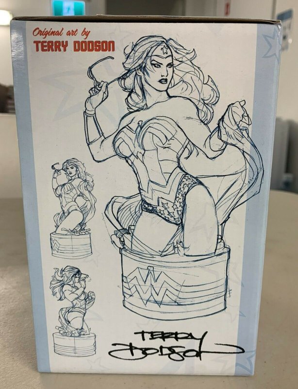Women of The DC Universe Wonder Woman Series 2 Terry Dodson Limited Edition 