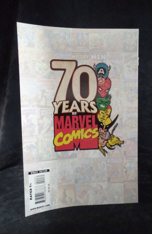 Wolverine Weapon X #4 Marvel 70th Anniversary Border Variant (2009)