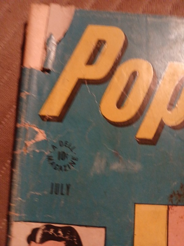 Popular Comics #125  Golden Age Felix the Cat Dell 1946 Precode Violence Gun Cvr