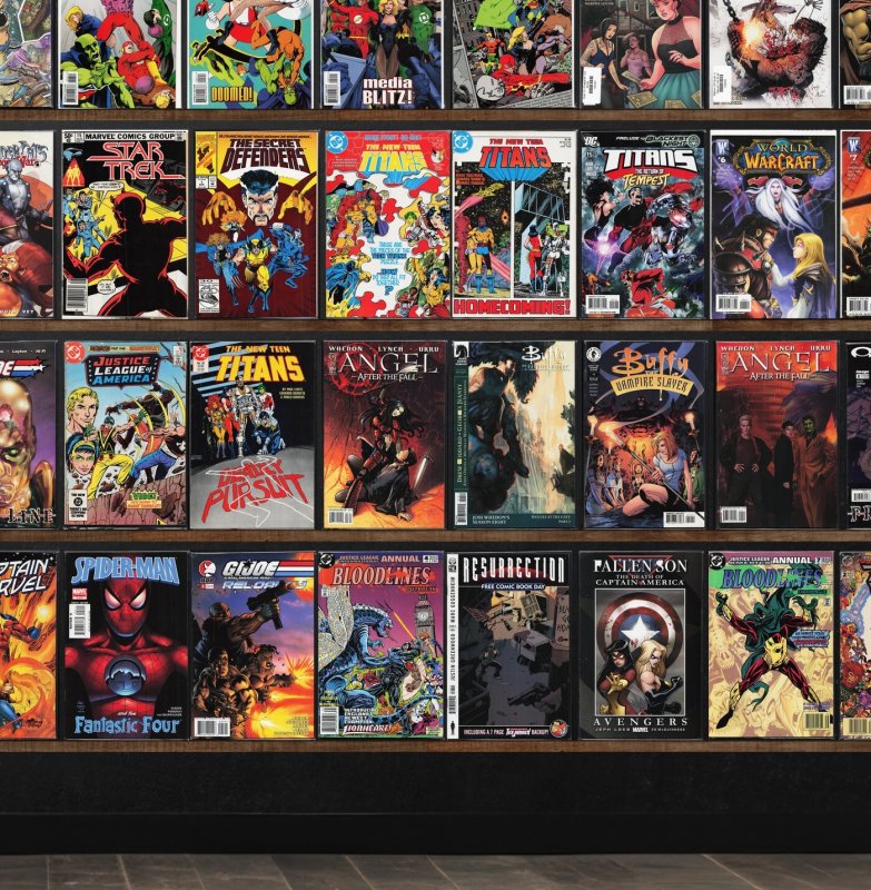 Huge Lot 150+ Comics with Jla: Year One, Star Trek, G.I. Joe: Frontline & More!