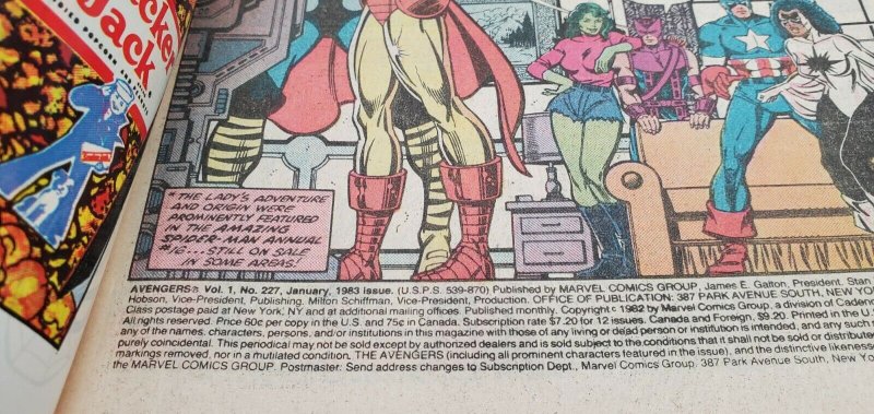 Avengers #227 *KEY* Captain Marvel (MONICA RAMBEAU) JOINS AVENGERS (1983) NM-
