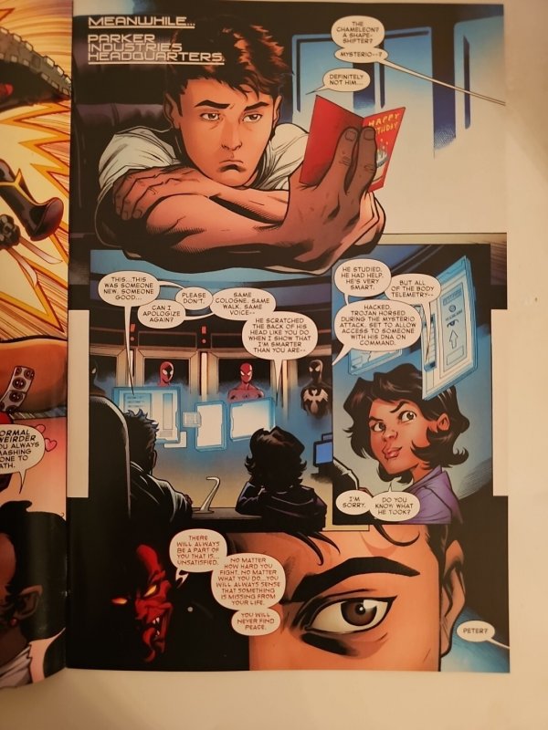 Spider-Man/Deadpool 8 • All The Guts Pics Shown NM-