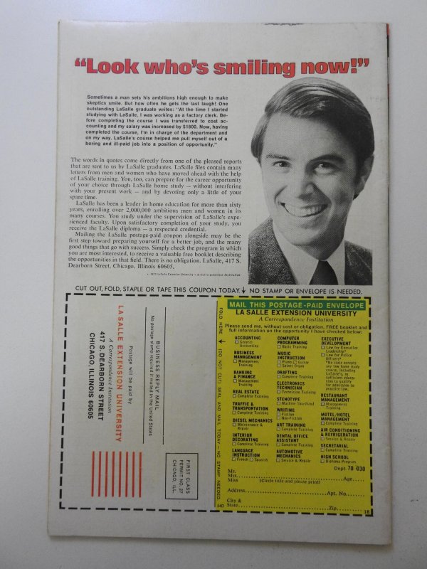 The Avengers #142 (1975) Awesome Read! vs Kang Beautiful VF Condition!