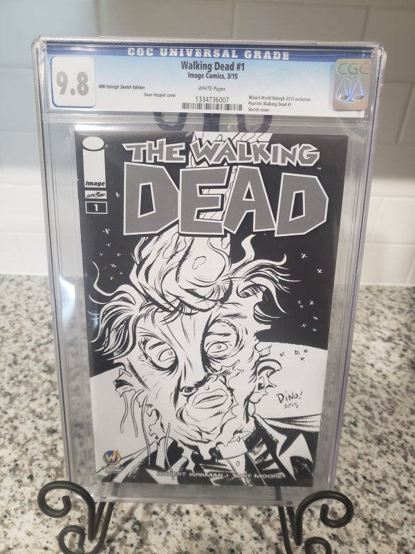 Walking Dead 1 CGC 9.8 wizard world Raleigh sketch edition