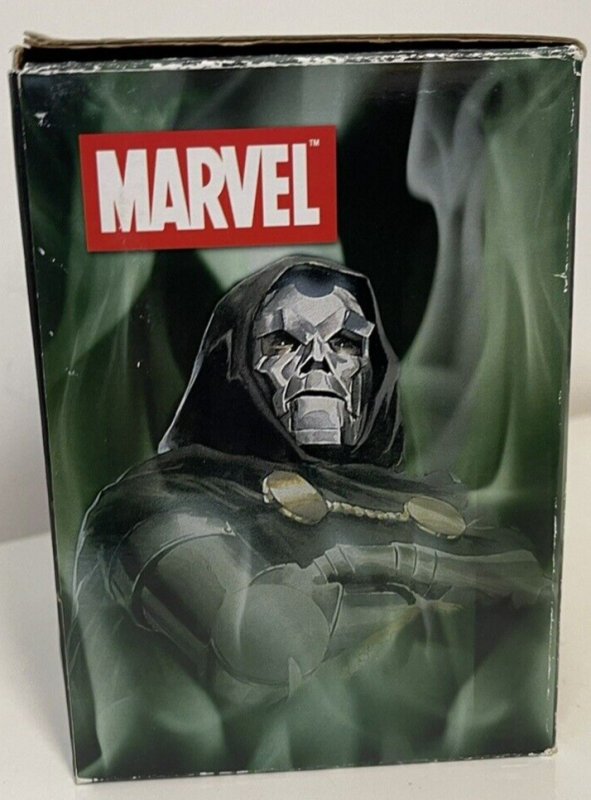 Diamond Select Doctor Doom Mini Head Bust Statue Based On Art By Alex Ross