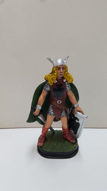 Figura Resina El Paladin Audaz