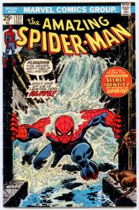 Amazing Spider-Man #151 VF+ 8.5  Spidey ditches clone body