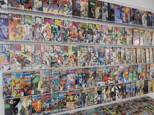 Huge Lot 200+ Comics W/ Alpha Flight, Doom Patrol, Spawn, +More! Avg VF- Cond!