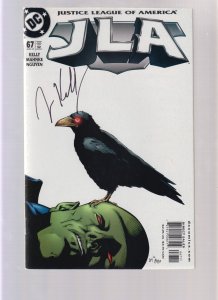 JLA #67 - Signed by Joe Kelly. (7.0/7.5) 2002