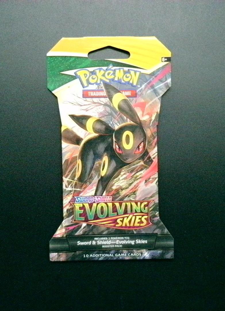 Pokemon Sword & Shield Evolving Skies Sleeved Pack