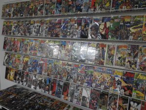 Huge Lot of 150+ Comics W/ Avengers, Hulk, Spider-Man Avg FN/VF Condition!