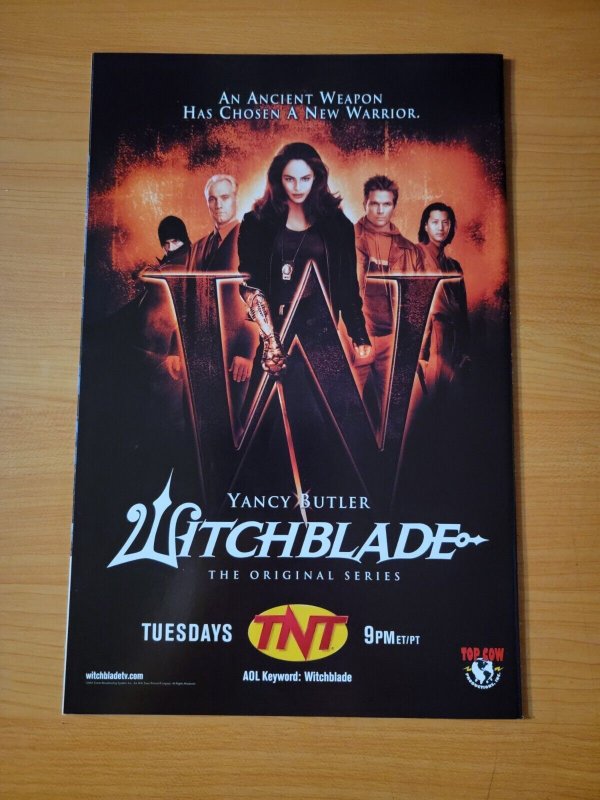 Codename: Knockout #1 B Variant ~ NEAR MINT NM ~ 2001 DC / Vertigo Comics