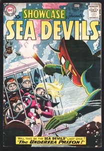 Showcase #28 1960-DC-Sea Devils-2nd appearance-Greytone style cover-Russ Heat...