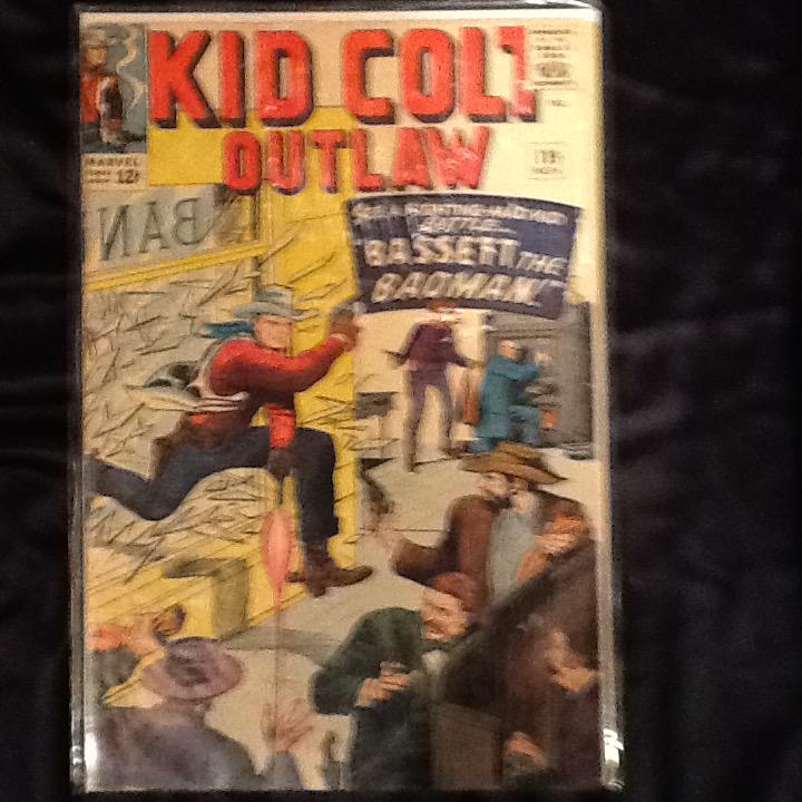 Kid Colt Outlaw Collection; 16 original series (1949-) books