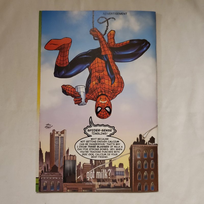 Peter Parker Spider-Man 11 Near Mint- Cover by John Romita Jr.