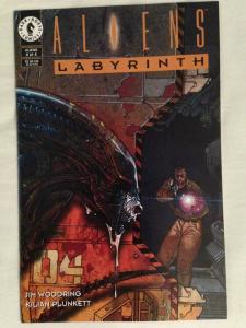 ALIENS : LABYRINTH - Complete Four (4) Issue Mini Series Lot - #1, #2, #3, & #4