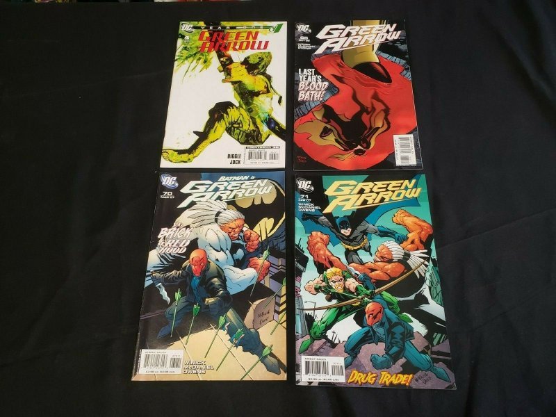 GREEN ARROW 12PC (VF) BRING ON THE BAT GUY!, VS BRICK & RED HOOD 2006-08