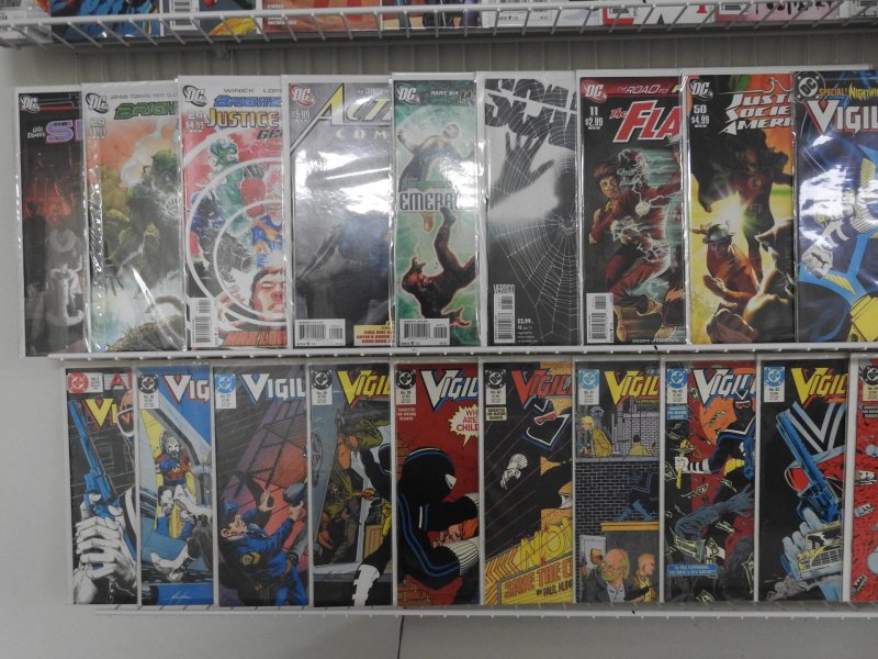 Huge Lot of 110+ Comics and 4 TPB's W/ Avengers, Iron Man, Thor Avg VF C...