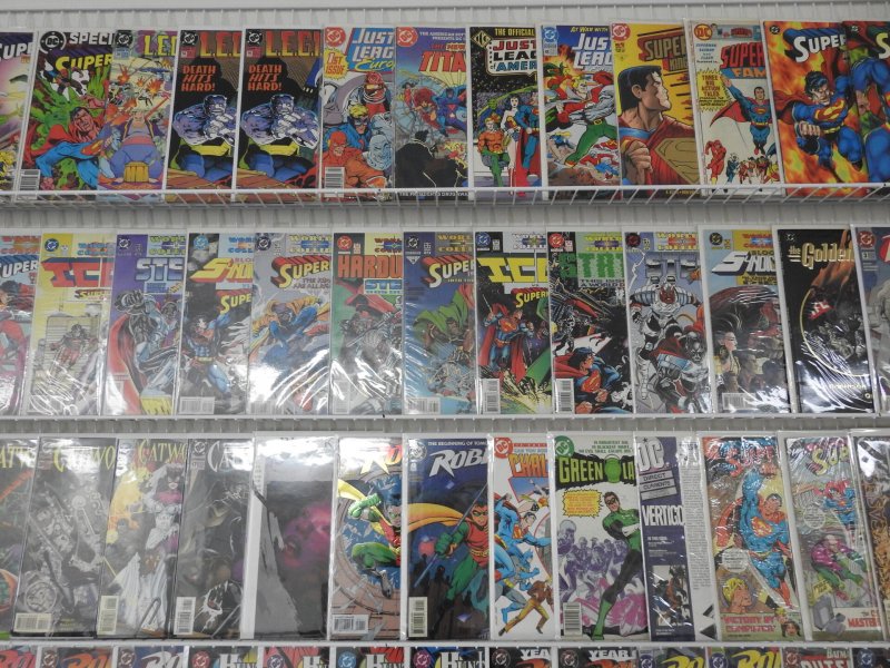 Huge Lot 130+ Comics W/ Batman, Superman, Catwoman+ Avg VF- Condition!!