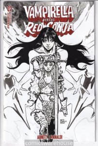 VAMPIRELLA VS RED SONJA (2022 DYNAMITE) #2 VARIANT 1:7 CVR Q FOC INCV RA G61873